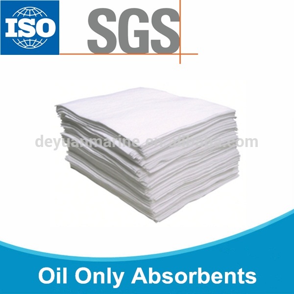 White Oil Absorbent Mats