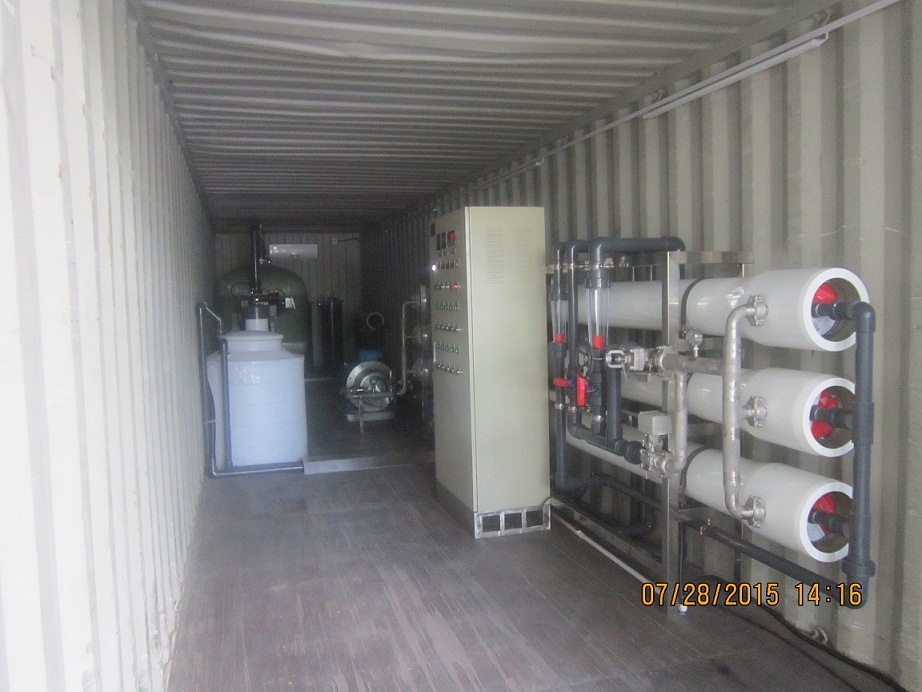 Made in China Marine Reverse Osmosis System Fresh Water Generator Seawater Desalting Unit with Good Price