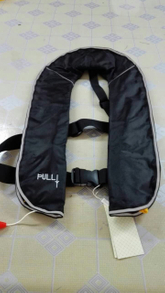 Solas Standard 150n Inflatable Life Vest 275n Waterproof Lifejacket with Good Price