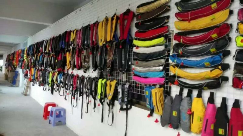 150n Neoprene Manual Inflatable Lifejacket 275n Buoyancy Lifevest for Adult Used